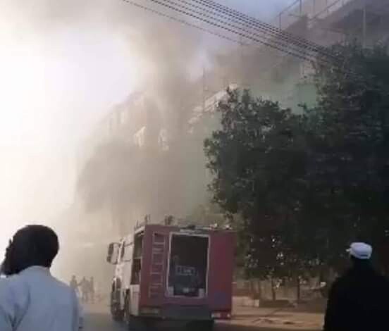 حريق هائل ببنك (النيل الأزرق المشرق) وسط الخرطوم 1 485b953b 55ab 45d1 85cf dab91b4f3359