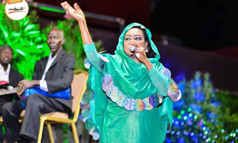 الفنانة سميرة دنيا تخطف الاضواء بـ(الليله بتكلم) 6 سميرة دنيا 780x470 1