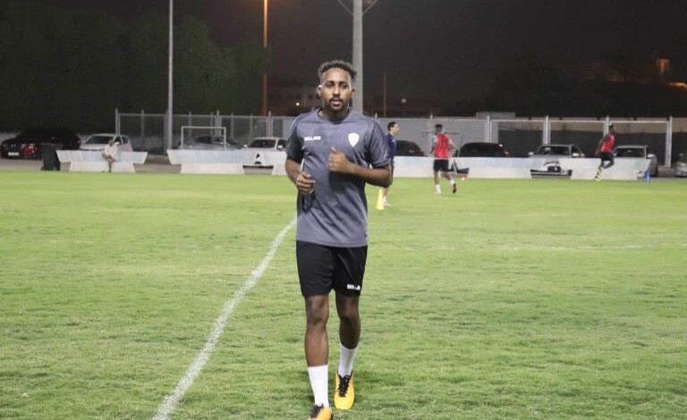 لاعب الهلال المعار"صهيب الثعلب" يكشف المثير لـ"سودان لايف" 1 118120689 990454141393521 101784639500825908 n