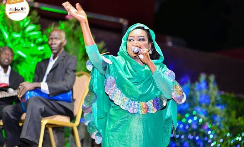 الفنانة سميرة دنيا تخطف الاضواء بـ(الليله بتكلم) 1 سميرة دنيا 780x470 1
