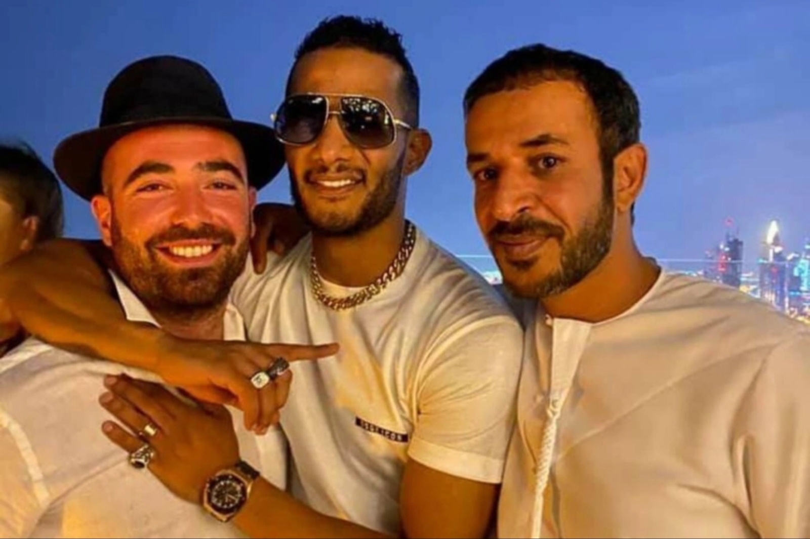 ٢٠٢٠١١٢٣ ١٥٠٠١٨