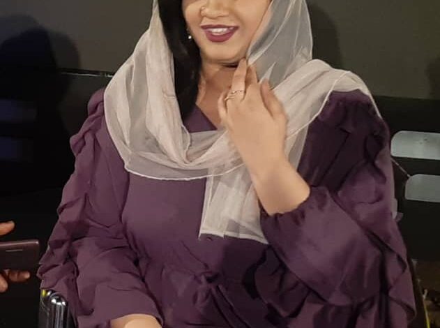 أفراح عصام: الملل أبعدني عن (أغاني وأغاني ) 1 افراح 1