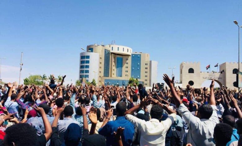 29 رمضان.. هل ستسقط الحكومة؟!! 1 6