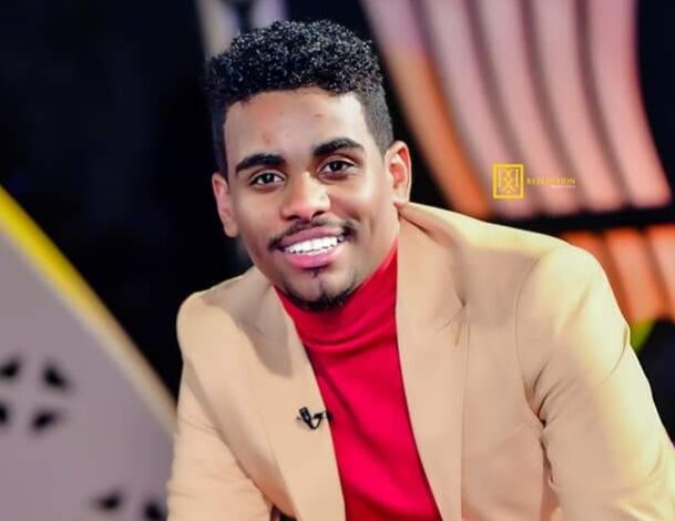 الفنان "عامر بابكر" يهدي جمهوره عمل جديد كلمات "احمد كوستي" 1 ٢٠٢١٠٧١٦ ١٩٤٩٠٦