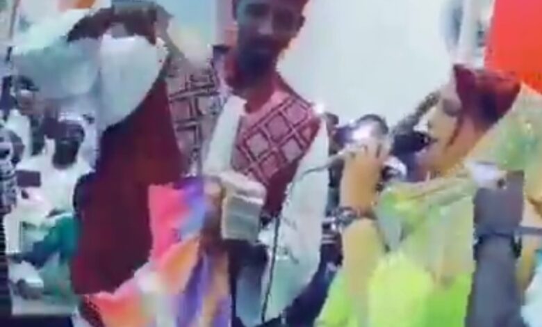 شاهد بالفيديو .. ظاهرة جديدة نقطة بـ(الشوال) لفنانة بالخرطوم 1 ٢٠٢١٠٧٢٤ ٠٥٣٠٣٢