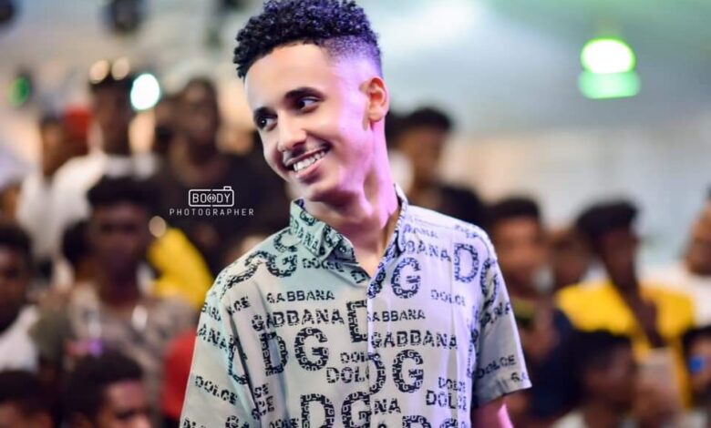 للمرة الثانية.. جمهور (ود الجاك) يقضي على اثاث صالة مناسبات شهيرة 1 FB IMG 1632506544174