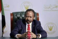 عبد الله حمدوك خلال مقابلة صحفية حول مستقبل السودان