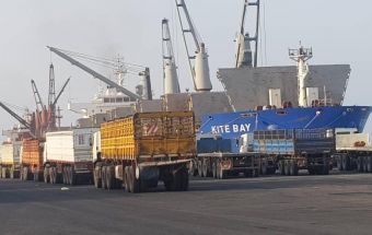 الموانيء البحرية تؤكد انتظام مناولة البضائع 1