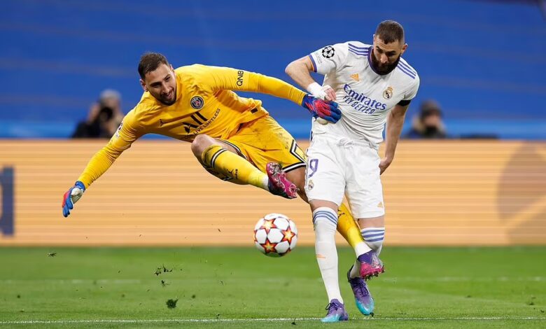 خبير تحكيمي يحسم الجدل حول صحة هدف بنزيما 1 benzema Donnarumma 2022