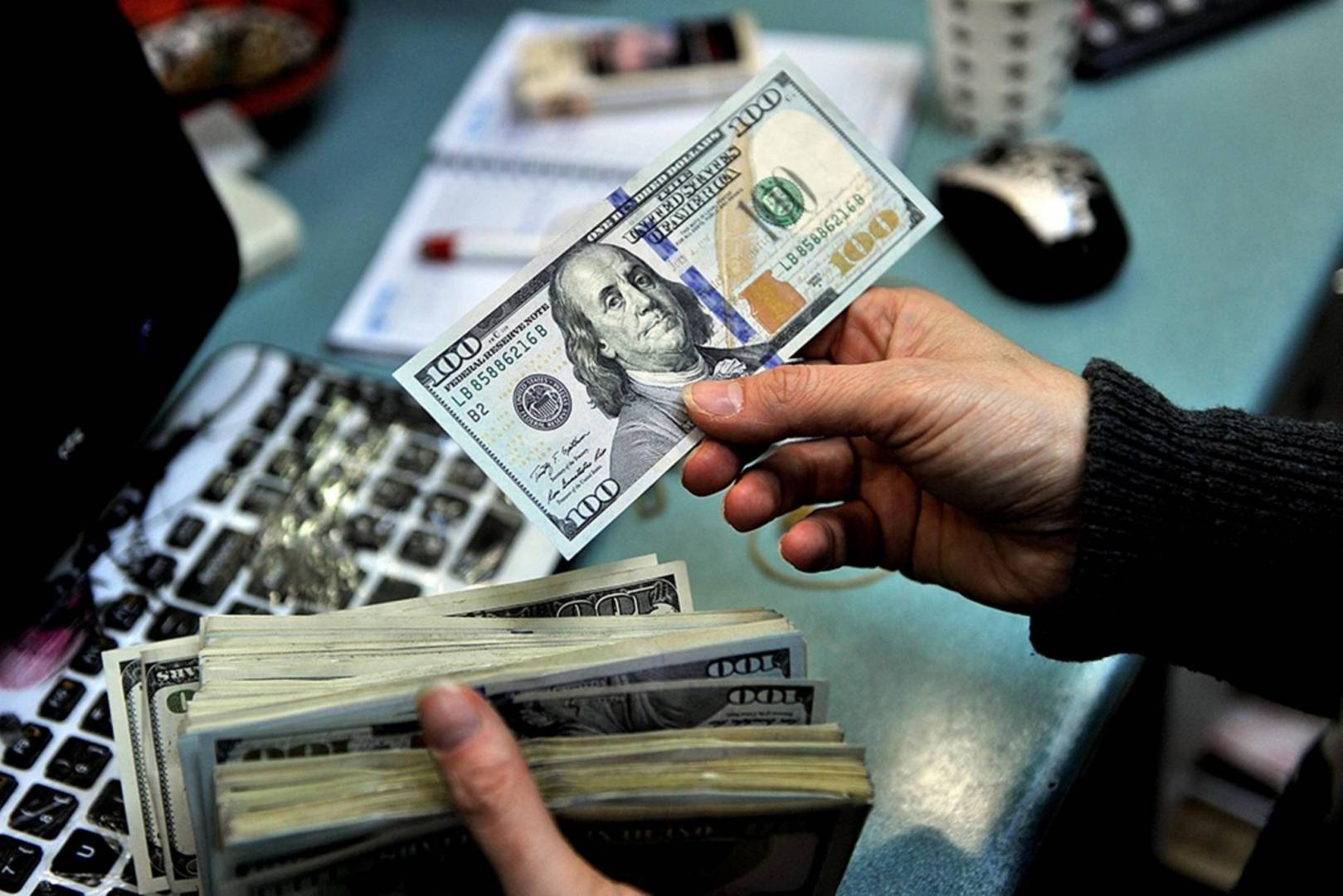usdollar6 703689 709363 437051 highres