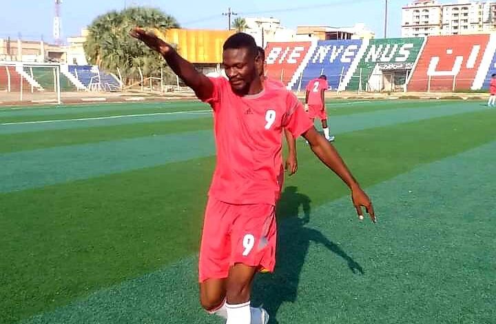 وفاة لاعب كرة أثناء مباراة في دوري الدرجة الثانية 1 ٢٠٢٢١٢٢٧ ٢١٢١١٧