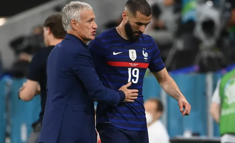 "كاذب ومهرج وقح".. بنزيمة يفتح النار على ديشامب مدرب منتخب فرنسا 1 9CA29C highres