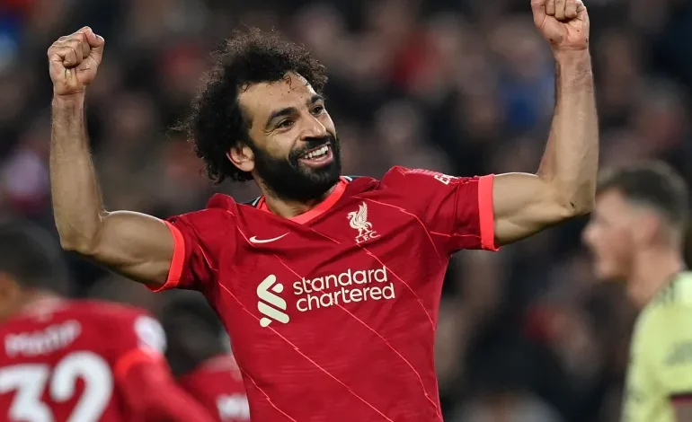 صلاح على أعتاب إنجاز تاريخي جديد وقائد ليفربول يتغنى به 1 محمد صلاح