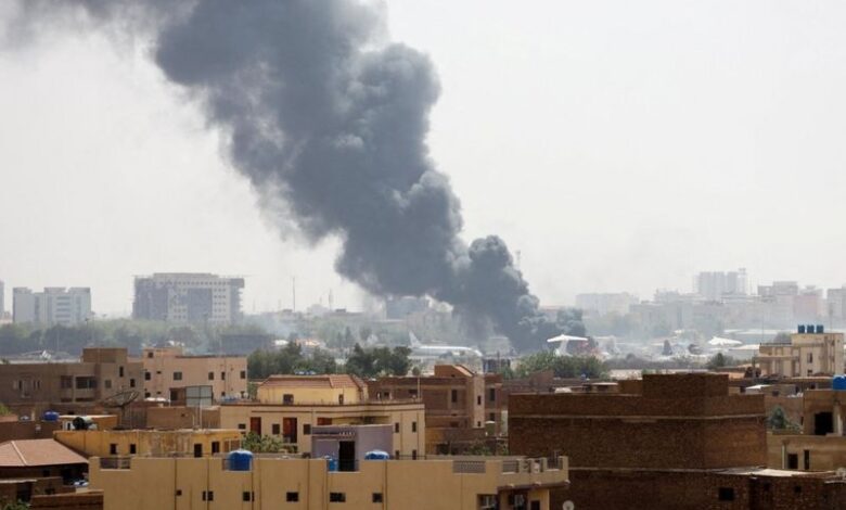 بعض نشطاء التواصل الاجتماعي وتأجيج الحرب في السودان 1 130059327 1302ba4576814205d33dcd50a04f26362a2c8939 1