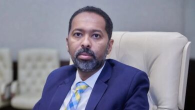 خالد سلك يكشف عن اتصالهم مع حميدتي