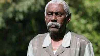 شعب ذو وجهين