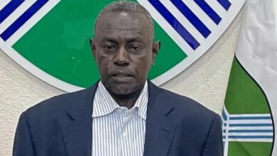 والي الخرطوم ينعي وفاة وزير