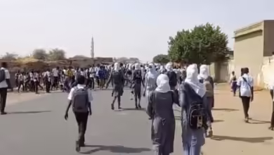 والي البحر الأحمر يعلن إغلاق المدارس