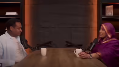 الإعلامية هبه المهندس تظهر شخصية مختلفة للممثل "محمد تروس"