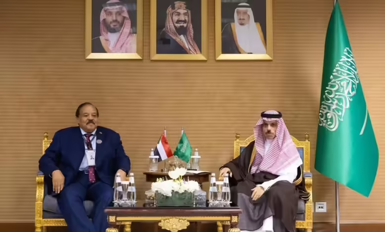 لقاء سوداني سعودي يبحث تسهيلات الإقامة والتعليم والعمل للسودانيين 1 لقاء سوداني سعودي