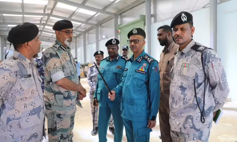 مدير عام قوات الجمارك يصدر توجيهات من مطار بورتسودان