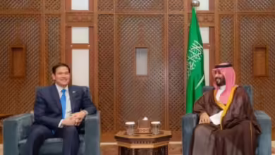 ولي العهد السعودي يستقبل وزير الخارجية الأميركي