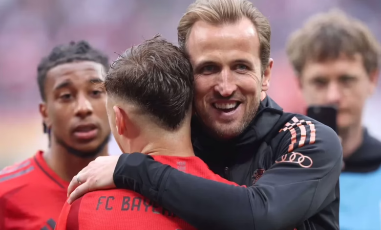 لاعبو بايرن يغنون احتفالاً بلقب الدوري: «نحن الأبطال» 1 لاعبو بايرن يغنون احتفالاً بلقب الدوري: «نحن الأبطال»