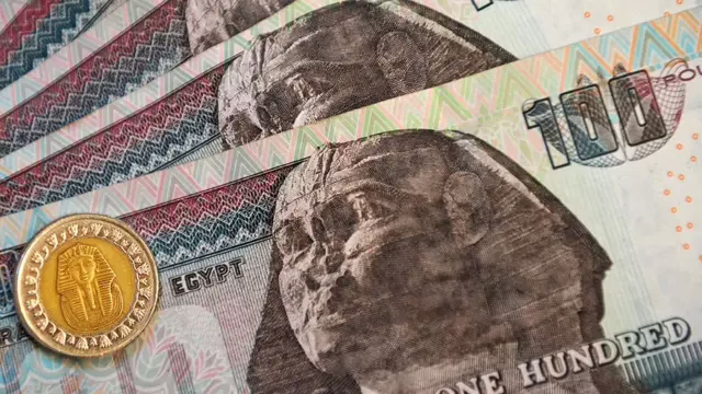 انخفاض سعر الجنيه السوداني مقابل الجنية المصري اليوم الاحد 25 مايو 2025 1 الريال السعودي في السودان.. قفزة جديدة في السوق الموازي وتباين في البنوك اليوم الخميس 29 مايو 2025!