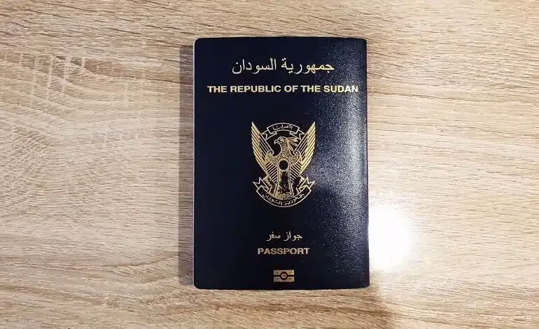 السودان يطلق مركز الجواز الإلكتروني في كمبالا 1 IMG 7835