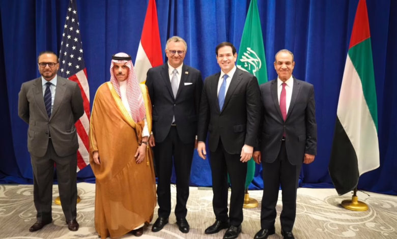 البرهان يربك المشهد السوداني بموقفه من الرباعية