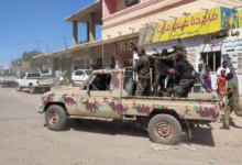 قائد الفرقة الرابعة مشاة يتفقد القوات في الخطوط الأمامية بإقليم النيل الأزرق