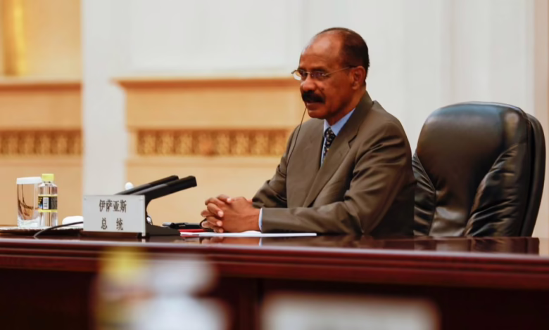 الرئيس الإريتري أسياس أفورقي خلال مقابلة حول تطورات الحرب في السودان