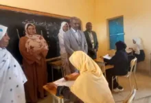 وزير التعليم يتفقد امتحانات الشهادة بالخرطوم