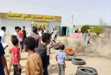 احتجاجات شمال السودان تتصاعد وانسحاب أمني بعد مواجهات مع المستنفرين واقتحام المنازل