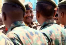 الجيش مسؤول عن استمرار الحرب والسلام هو الحل الوحيد