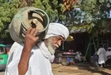 سلعة أساسية تربك الأسر السودانية من جديد