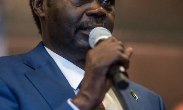 مناوي ينقل مطالب بشأن العدالة والمساءلة ويؤكد أن السلام في السودان يبدأ من إنصاف الضحايا