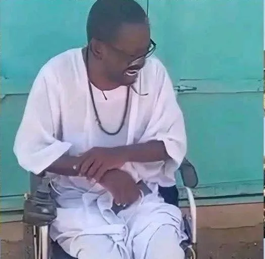 طلاب قرية سودانية يفاجئون الجميع بعد قرار إيقاف معلمهم.. والمشهد أبكى الآلاف