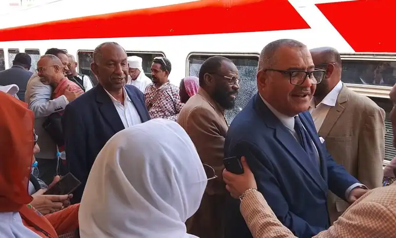 أكبر رحلة عودة منذ اندلاع الحرب.. 1190 سودانياً يغادرون القاهرة بينهم مئات الإعلاميين والفنانين