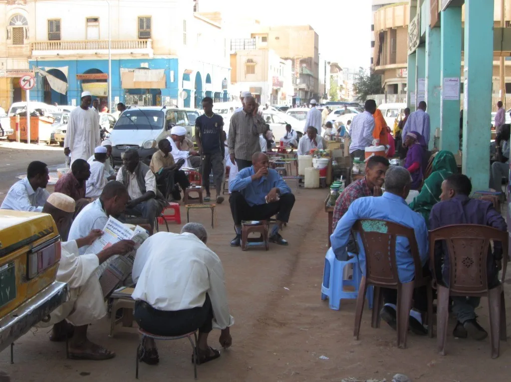 بعد عودة الآلاف.. الحكومة تجهز مفاجأة اقتصادية للعائدين إلى السودان!