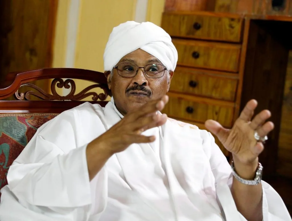 مبارك الفاضل يرفع سقف شروط الحوار.. ويحدد ما يجب أن يحدث قبل الجلوس إلى الطاولة
