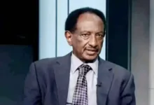 راتب محافظة البنك المركزي وحكاية عن التعليم والرغيف..!