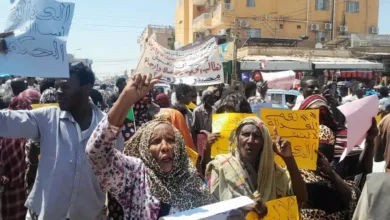 بائعات «سوق النسوان» في كسلا يحتججن.. أين سيذهبن بعد الإزالة؟