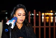 رشان أوشي تفتح ملف العطاءات وأسعار الصرف