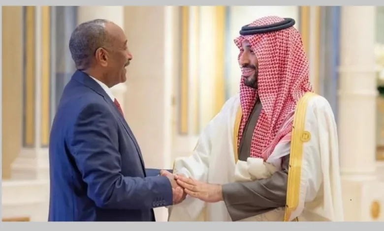 السعودية تحذر من انهيار مؤسسات السودان